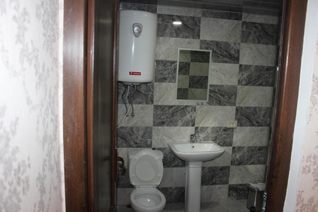 Sakhli Laghamshi Hotel Mestia Kültér fotó