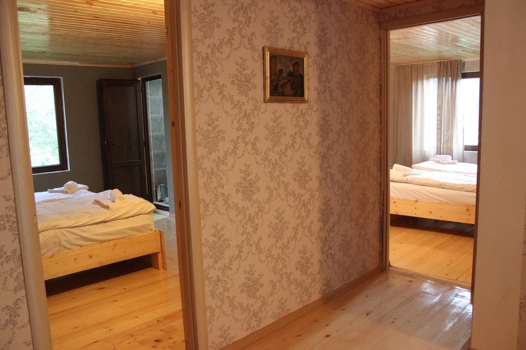 Sakhli Laghamshi Hotel Mestia Kültér fotó