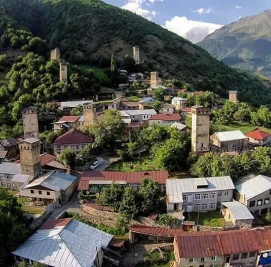 Sakhli Laghamshi Hotel Mestia Kültér fotó