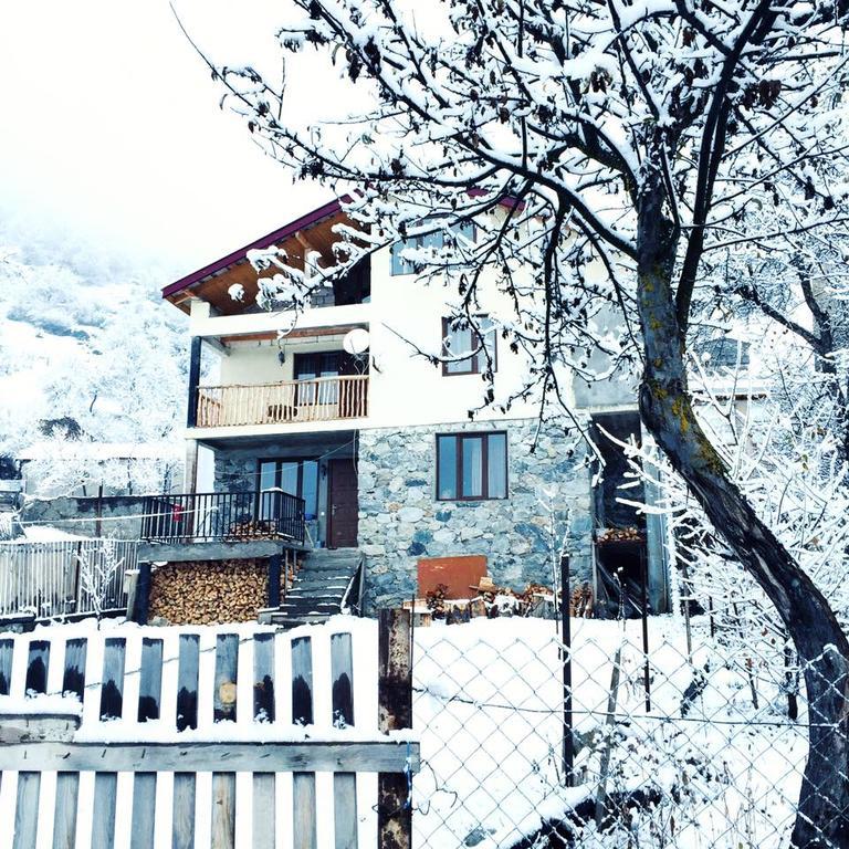 Sakhli Laghamshi Hotel Mestia Kültér fotó